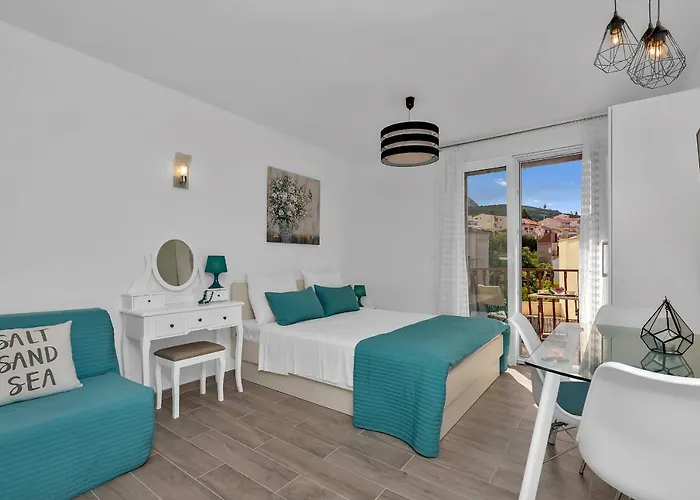 Kate * Podgora (Split-Dalmatia)